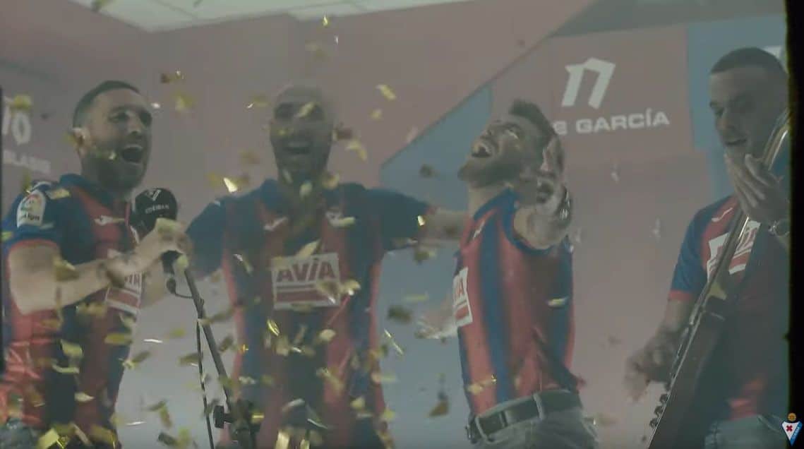 Los capitanes disfrutaron haciendo el videoclip Foto: youtube.com