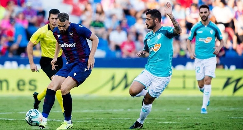 Mayoral y Fran Mérida durante el partido | Imagen: Levante UD