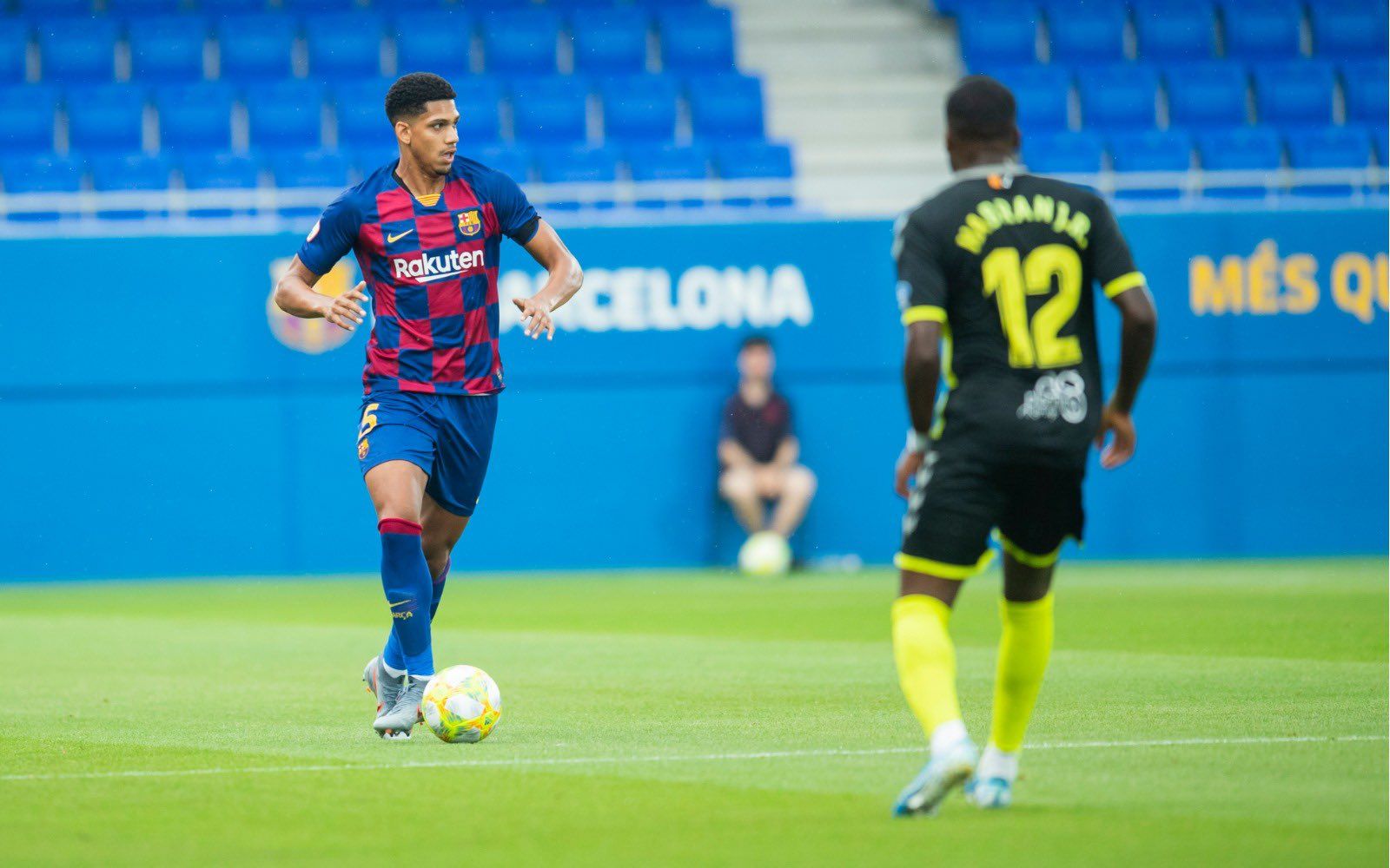 Barça B - Nàstic. | Foto: @FCBarcelonaB
