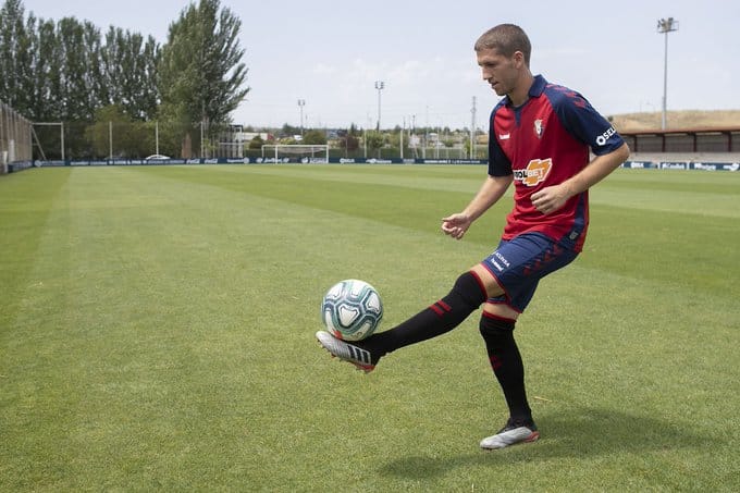 Darko Brasanac en su presentación con Osasuna