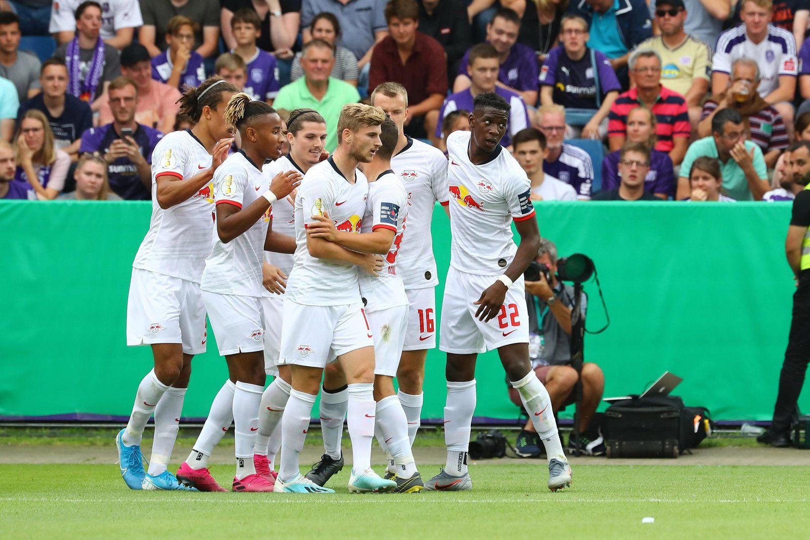 dierotenbullen.com
