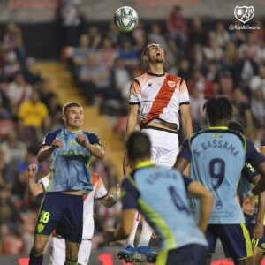 Lance del encuentro de Vallecas