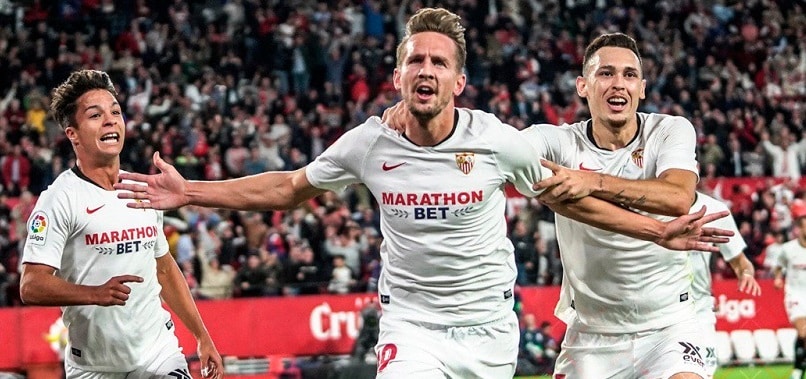 De Jong celebra su tanto ante el Levante | Imagen: Sevilla FC