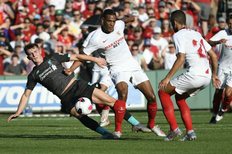 Fernando Reges en la pretemporada frente al Liverpool