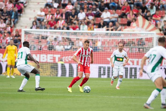 Lance del Girona en su pratido frente al Elche