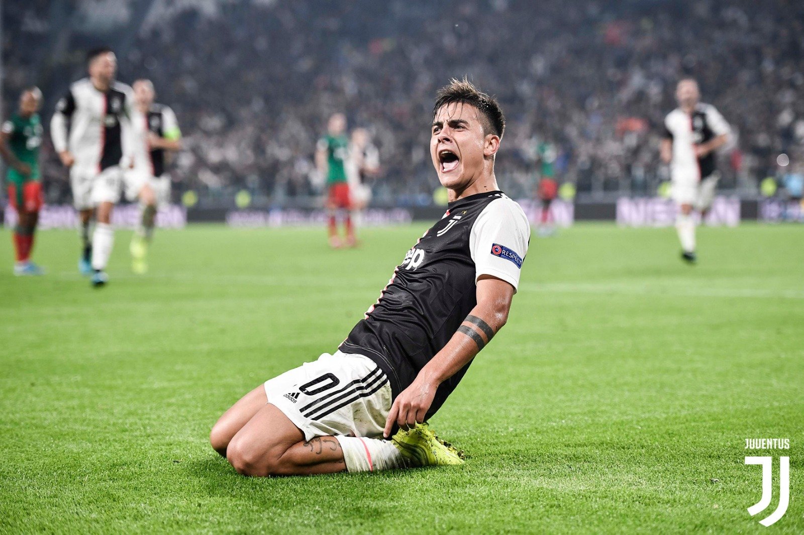 Juventus 2-1 Lokomotiv Moscú. Paulo Dybala marco un doblete para remontar ante el Lokomotiv. Fuente: (@juventusfc)