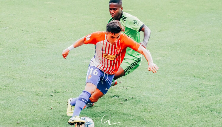 Manu García en el partido contra el Almería