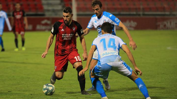 Álvaro Rey en el encuentro frente al CD Lugo