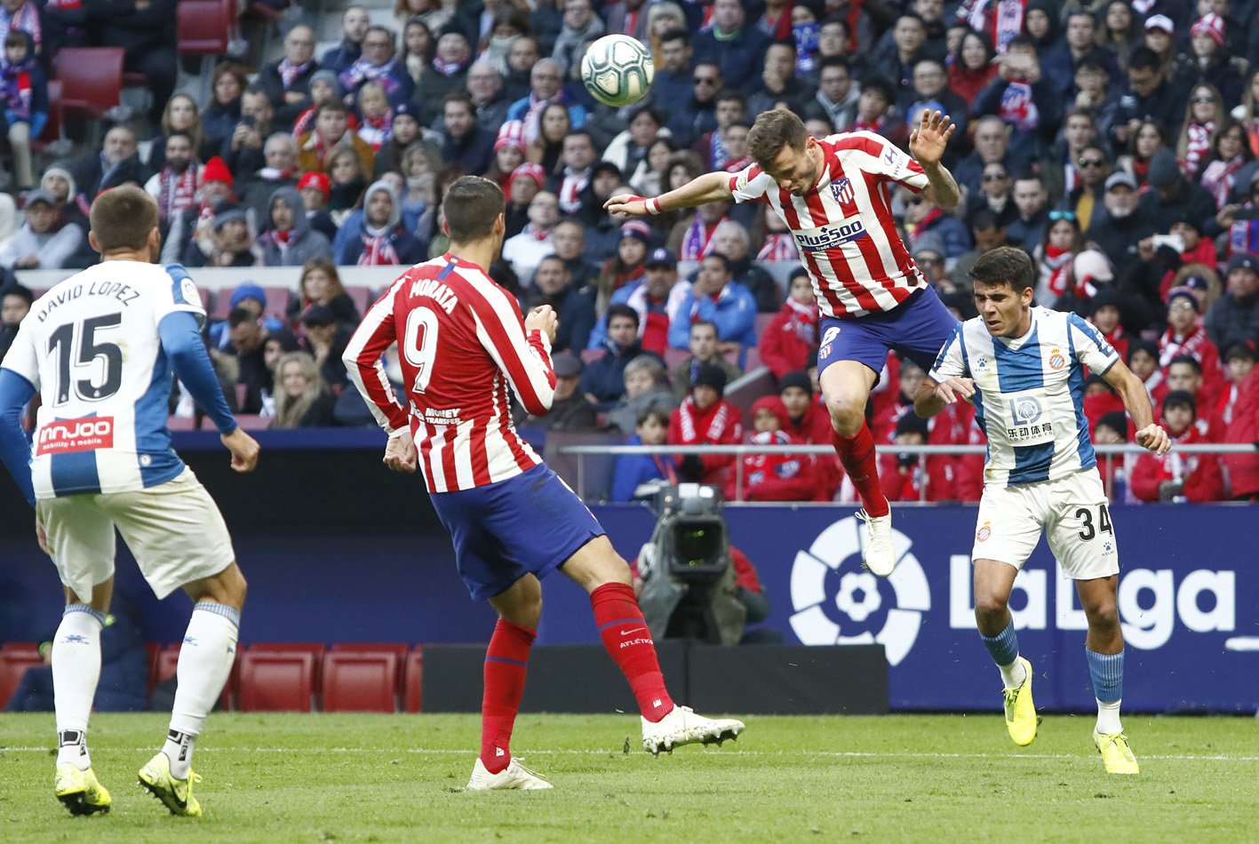 Lance del encuentro entre el Atlético de Madrid y el RCD Espanyol