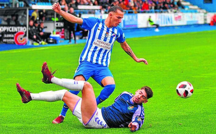 Son en un partido con la Ponferradina