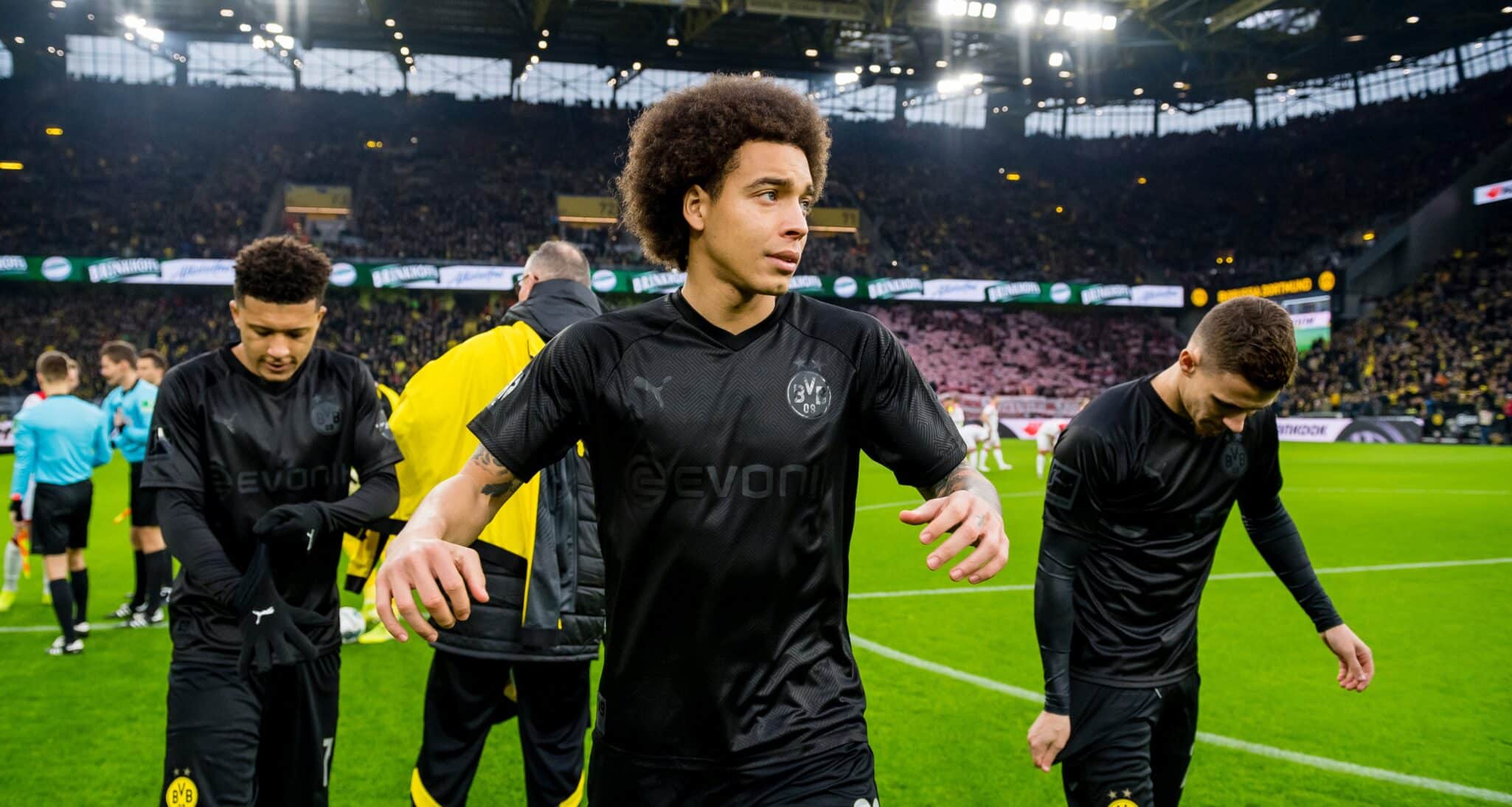 Borussia Dortmund-Slavia Praga: Axel Witsel es la última baja del subcampeón alemán para el duelo decisivo contra el Slavia. Fuente: (@BVB)