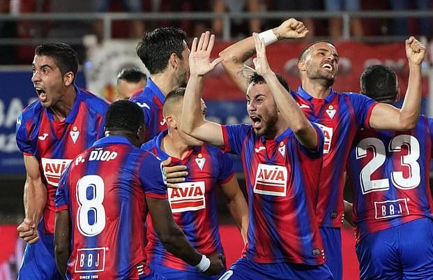 Eibar celebra un gol