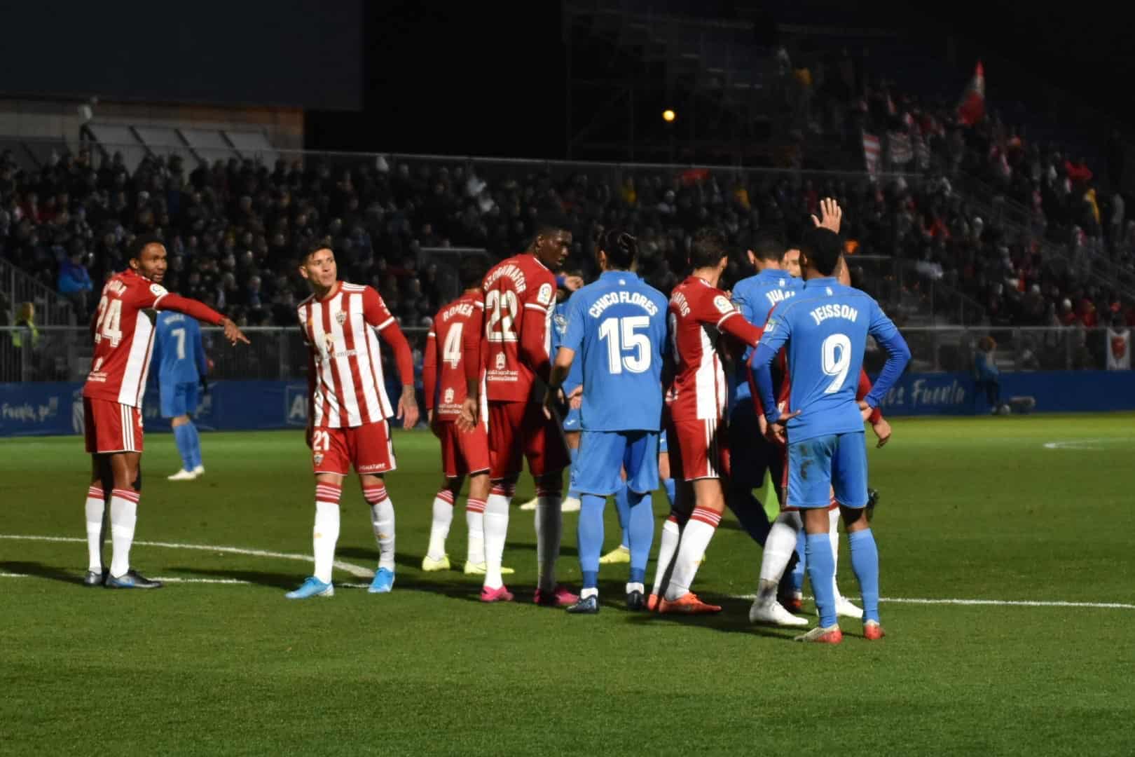 Jugada a balón parado sucedida en el Fernando Torres