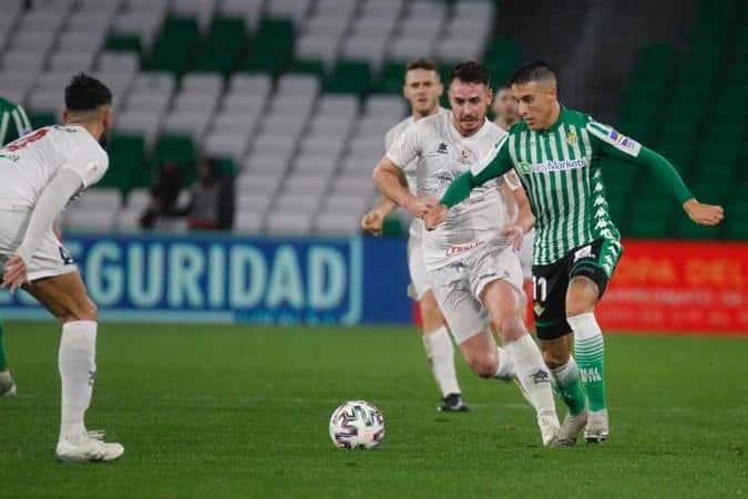 El Antoniano luchó hasta el final, pero se le resistió el gol. 
Fuente: www.realbetisbalompie.es