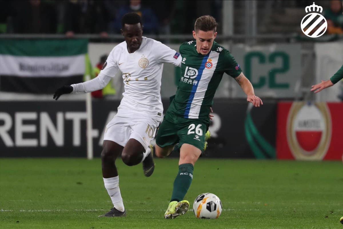 Pol Lozano en un partido de Europa League con el Espanyol