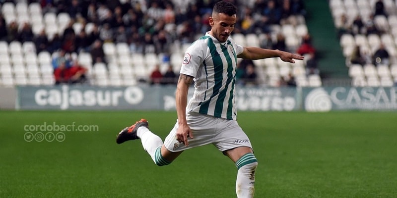 Fernández durante un encuentro esta temporada | Imagen: Córdoba CF