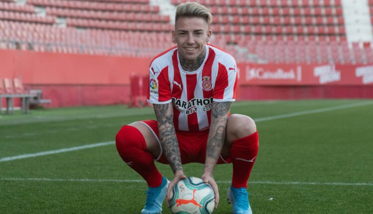Brandon Thomas en su presentación