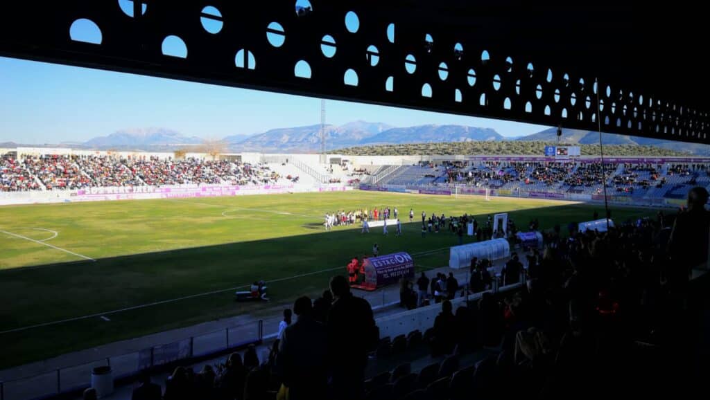 El Levante despierta al Real Jaén del sueño