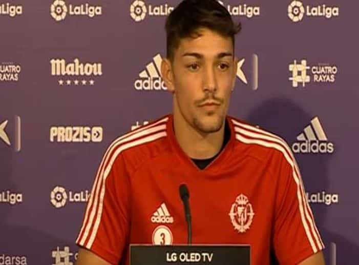 Fede Barba en rueda de prensa