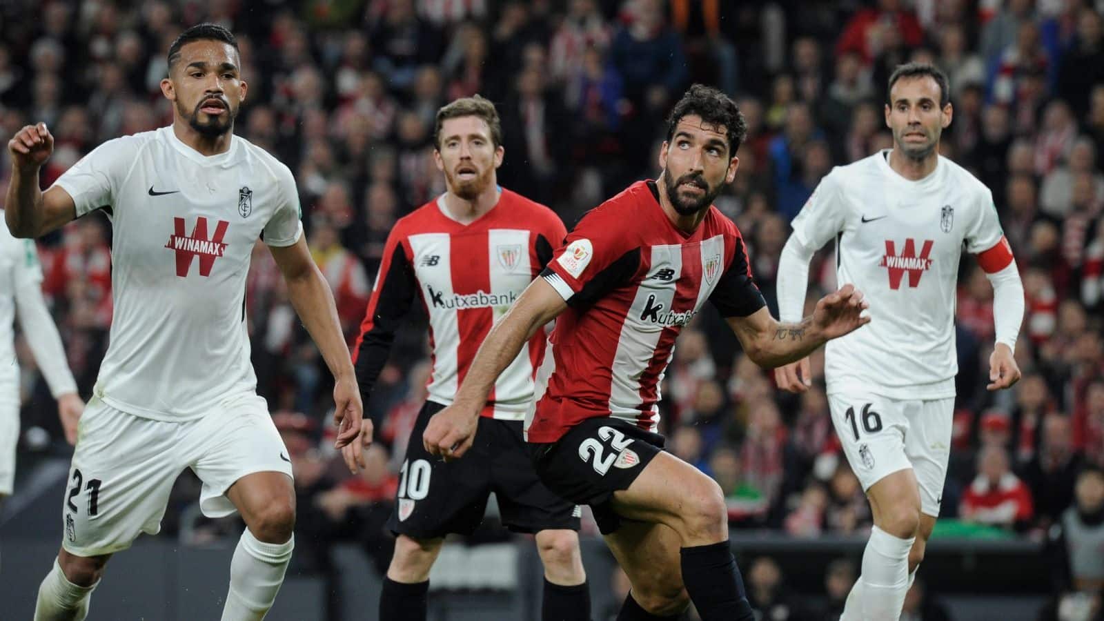 90 minutos para saber quién disputará la final de la Cartuja. 
Fuente:  https://www.athletic-club.eus/