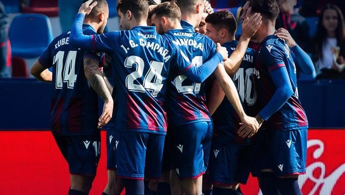 Jugadores del Levante celebran uno de los tantos frente al CD Leganés