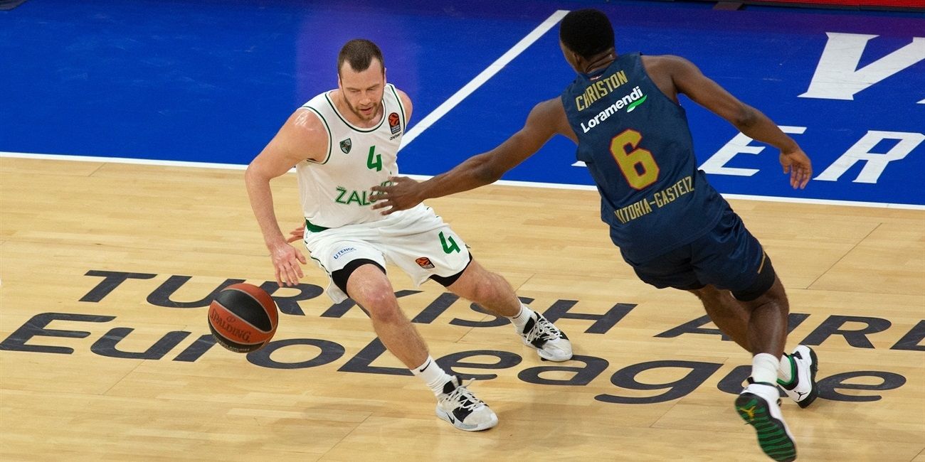 Lekavicius sobre Christon.
Foto: Euroleague.net