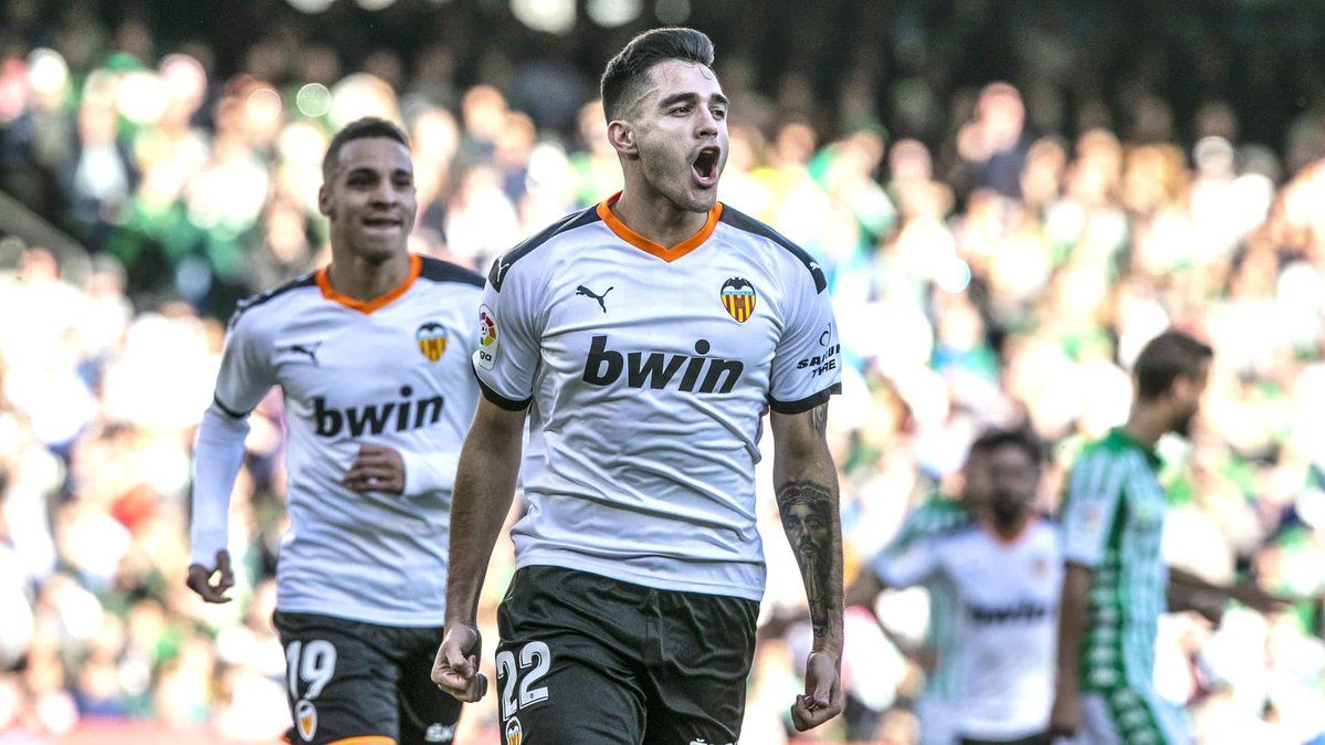 Maxi Gómez celebra su tanto