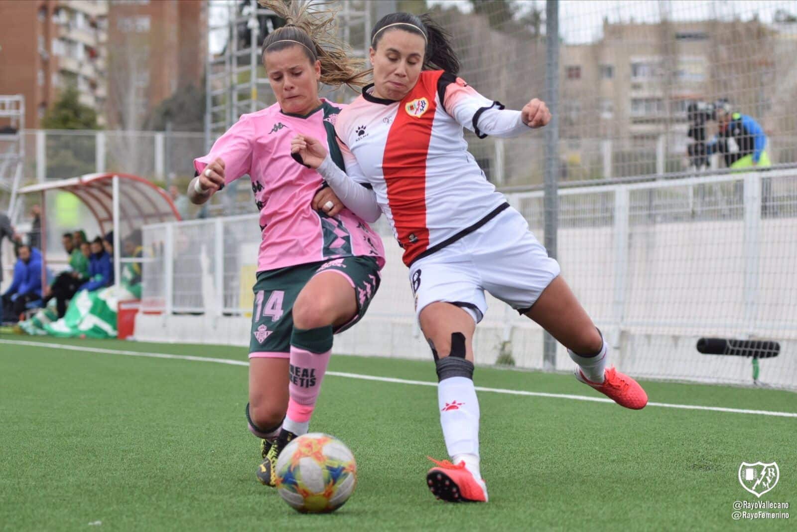 El partido de hoy, vital para las esperanzas béticas de mantenerse en Primera.
Fuente: https://twitter.com/RayoFemenino/status/1234068955272302593/photo/2