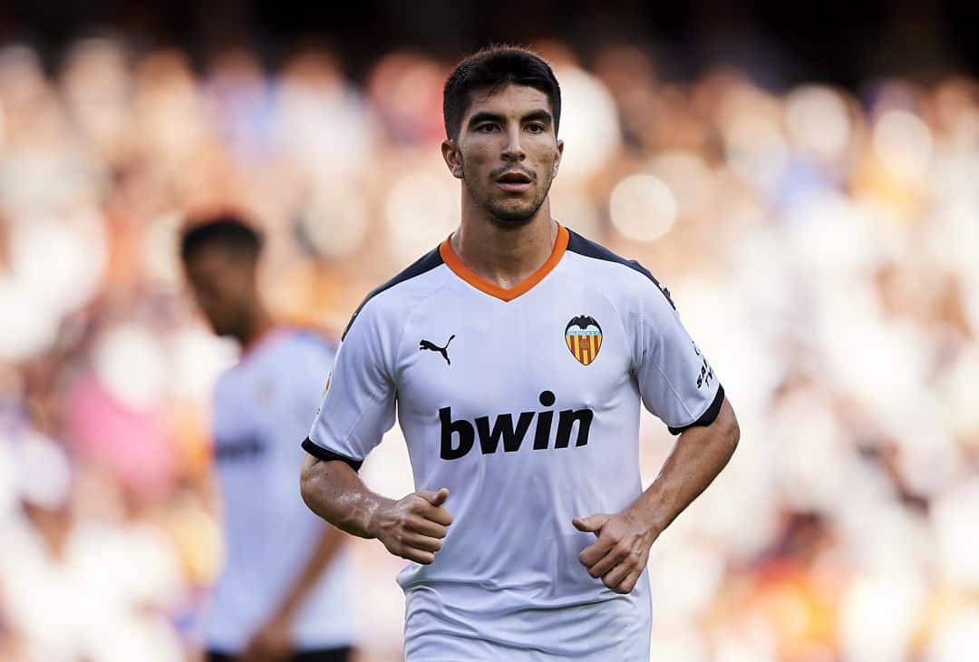 Carlos Soler en la agenda de Mikel Arteta y Godín en la de Celades