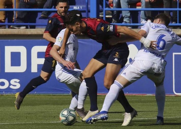 Lance del encuentro entre Extremadura y Real Oviedo
