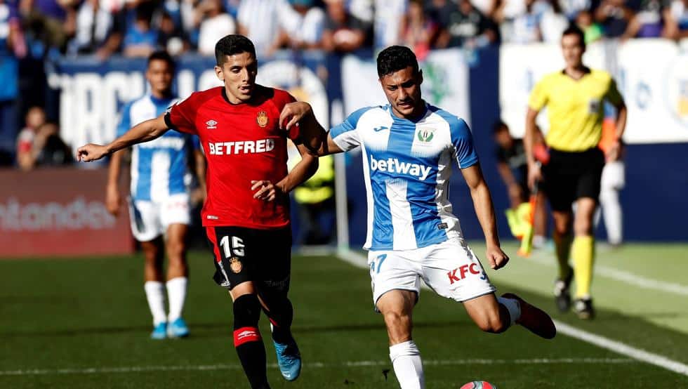 Lance entre el Leganés y Mallorca, dos de los equipos inmersos en la lucha por la permanencia