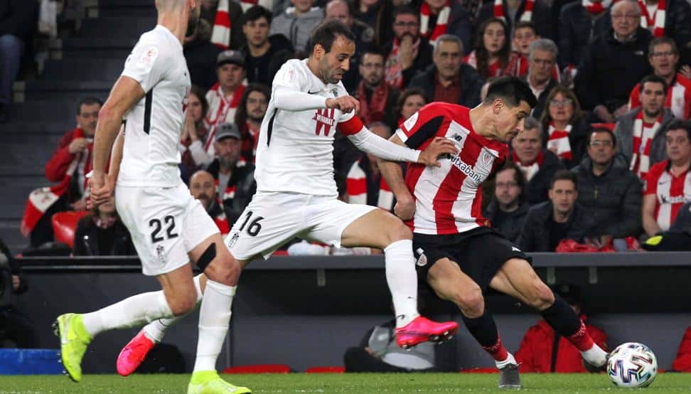 Víctor Diaz en la ida de semifinales de Copa