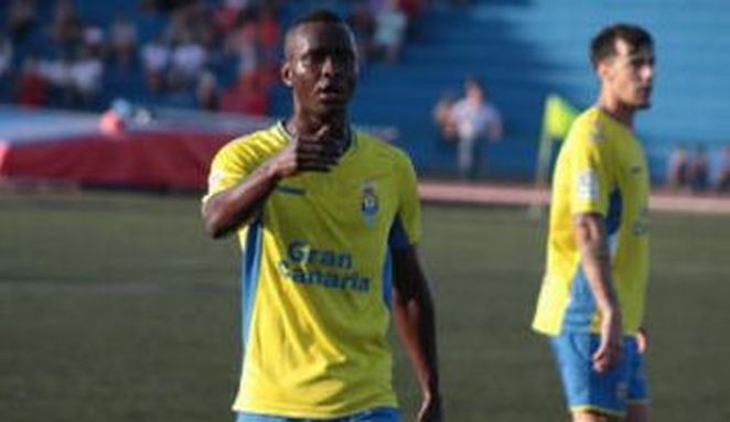 Jean-Armel Drolè en el partido de pretemporada en Lanzarote (Foto: La Provincia)