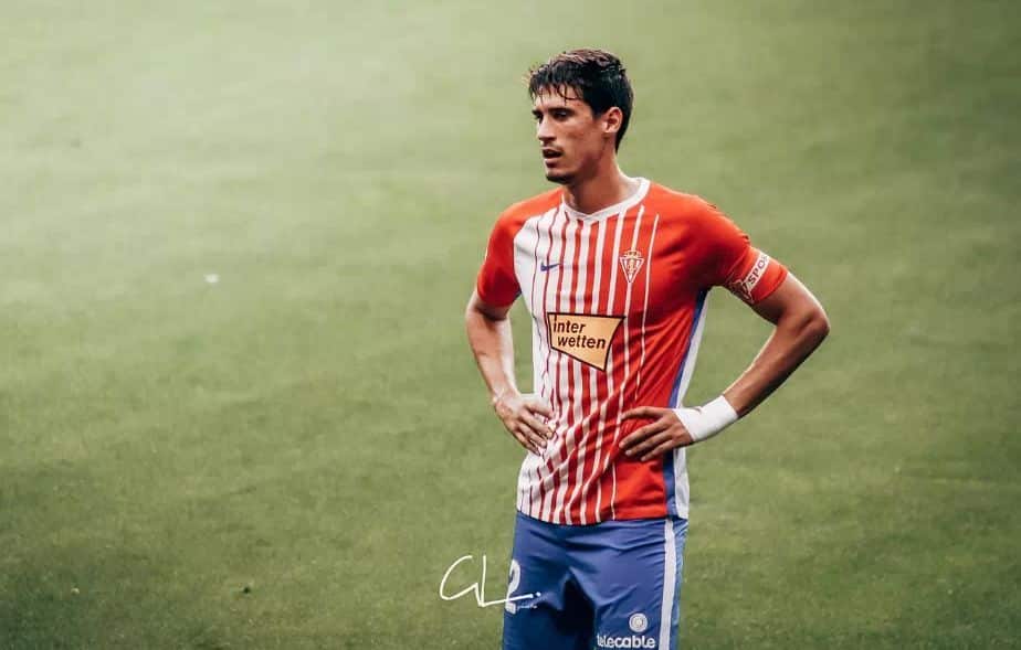 Pablo Pérez en un partido (Foto: Guille Gómez)