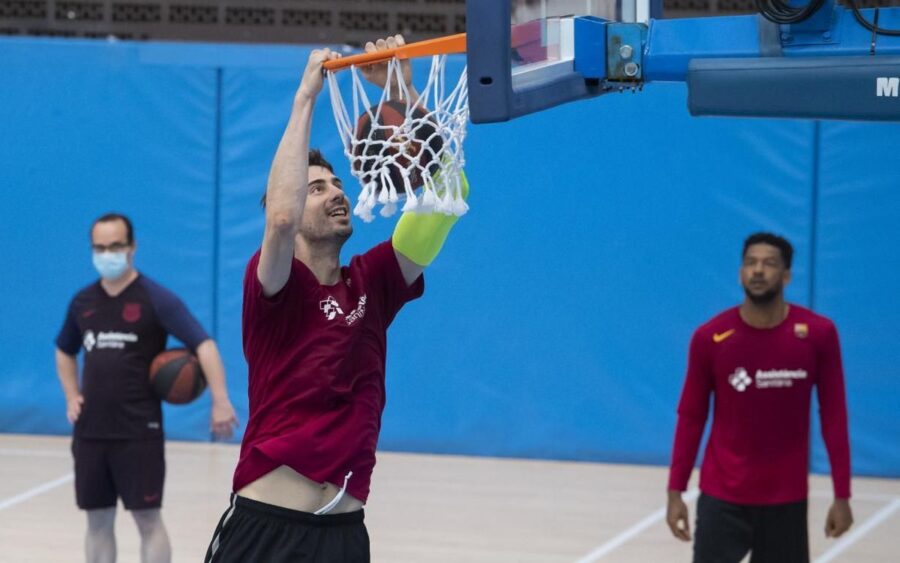 Ante Tomic en el entrenamiento (Fuente: www.fcbarcelona.es - Victor Salgado)