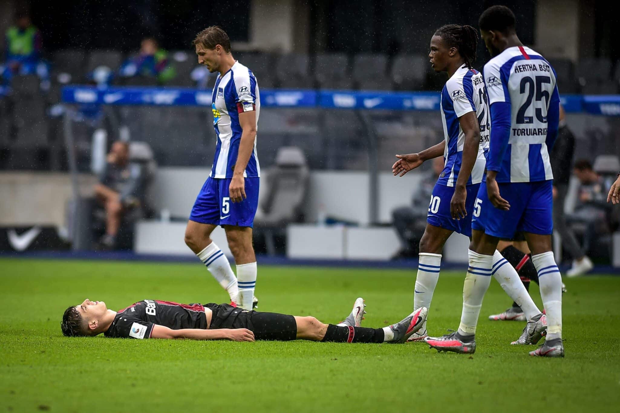 Hertha Berlín 2-0 Bayer Leverkusen: La defensa berlinesa fue un incordio para un desaparecido Havertz. Fuente: (@B04)