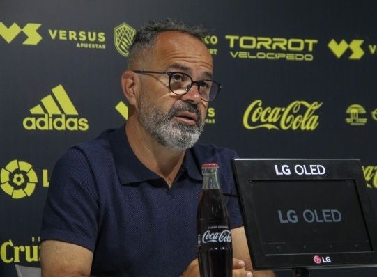 El míster cadista espera un combate muy duro ante el Rayo.