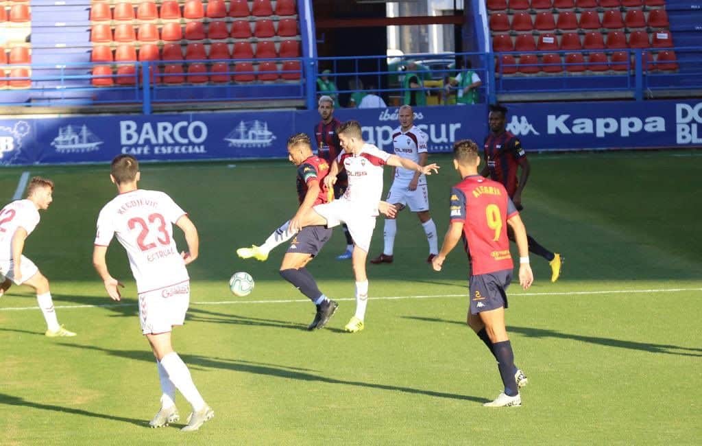 El choque entre rivales directos por la permanencia se saldó con victoria albaceteña. Fuente: Extremadura UD.