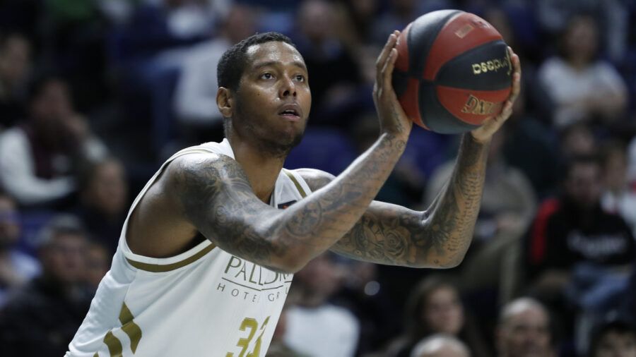 OFICIAL Trey Thompkins renueva con el Real Madrid