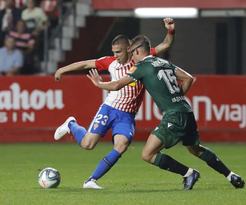 Uros Djurdjevic y Francisco Montero en el encuentro de la primera vuelta