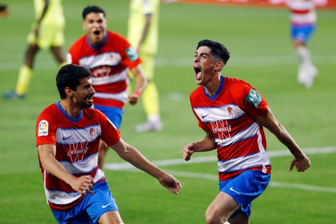 Granada celebra gol