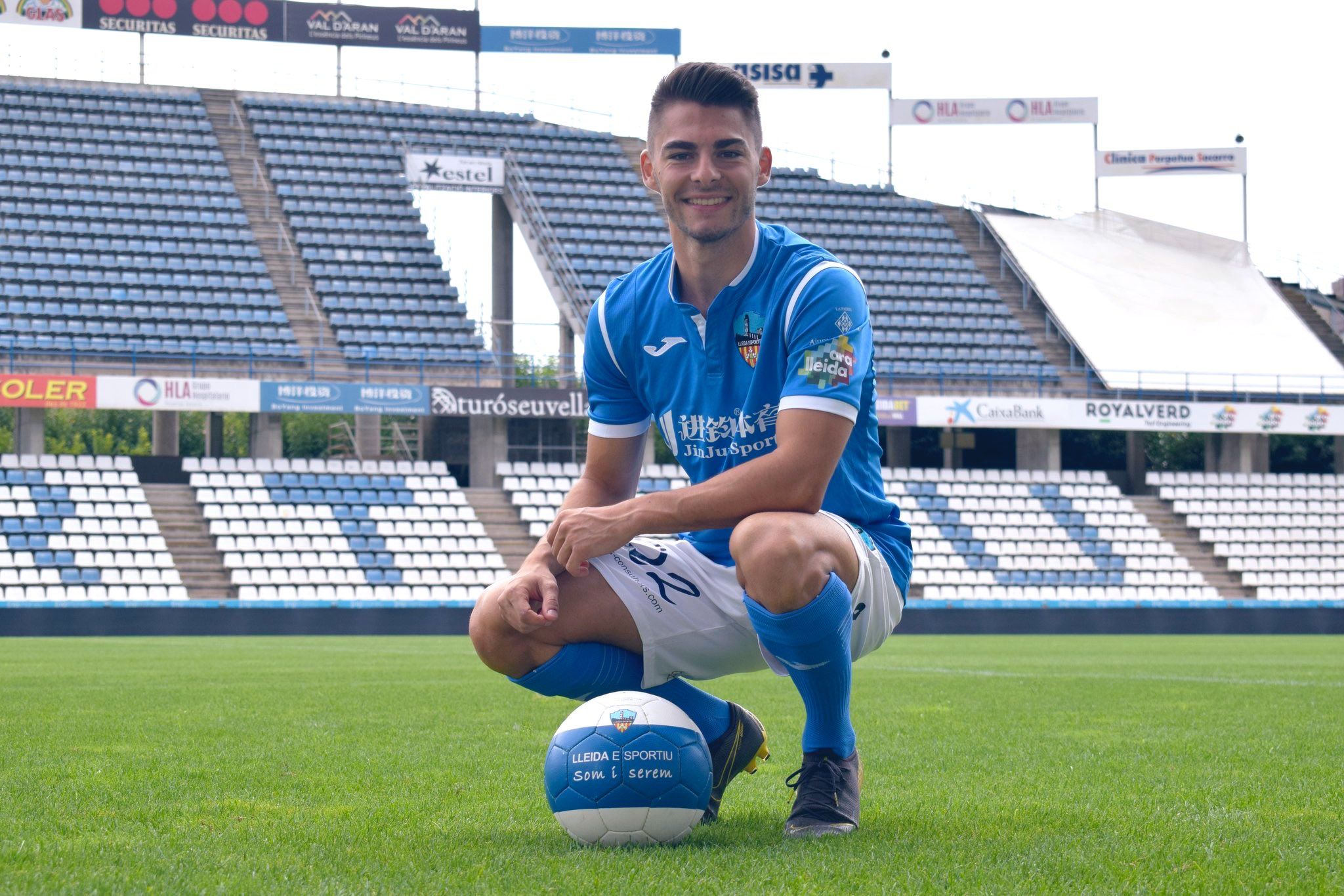 Liberto Beltrán en su presentación con el Lleida Esportiu