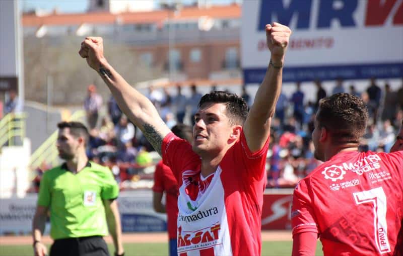 Jesús Sillero celebra gol