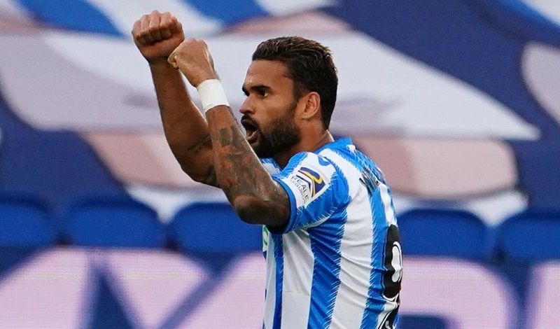 Willian José celebra un gol