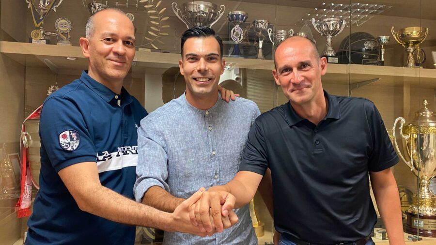 Sloukas firma su contrato como nuevo jugador de Olympiacos