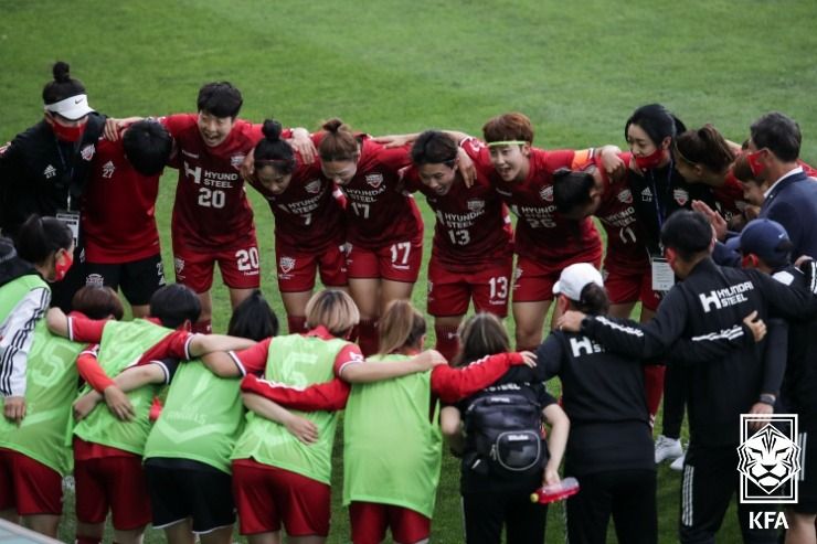Incheon Red Angels en la reunión previa a la Fecha 6 de la WK League.
