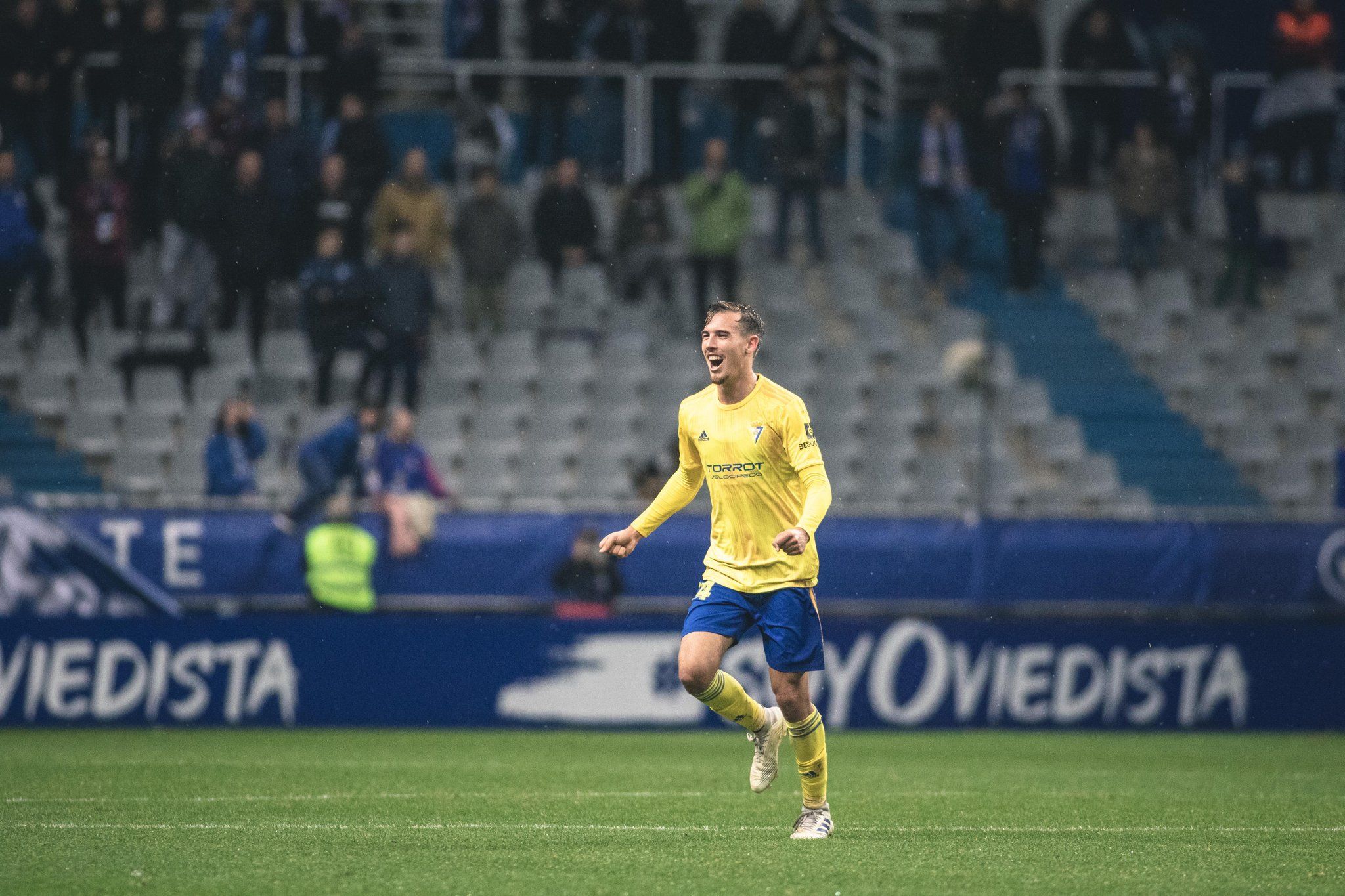 Sergio González en un partido con el Cádiz