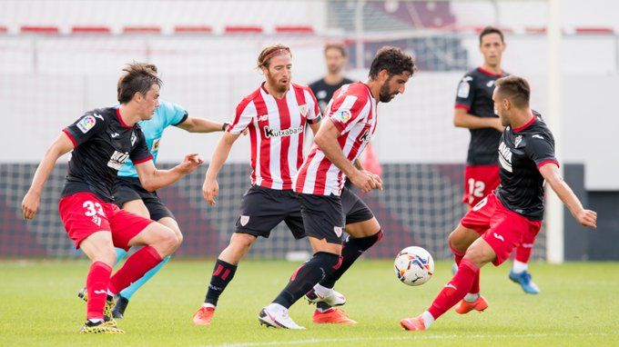 Lance del encuentro en Lezama entre Athletic y Eibar