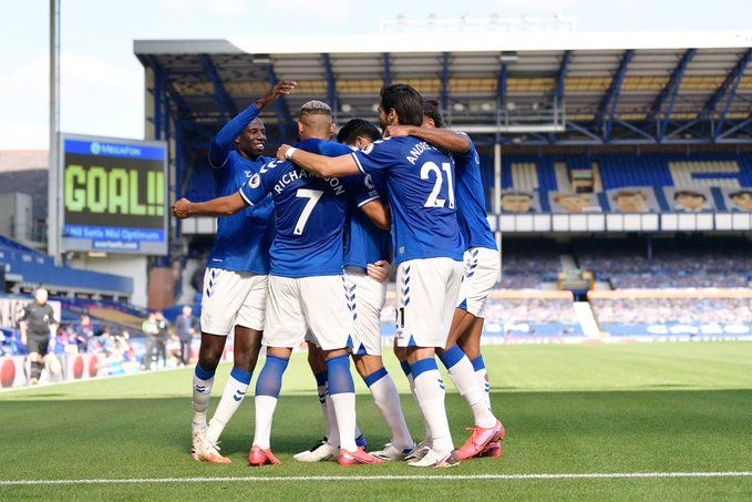Foto vía @EvertonFC