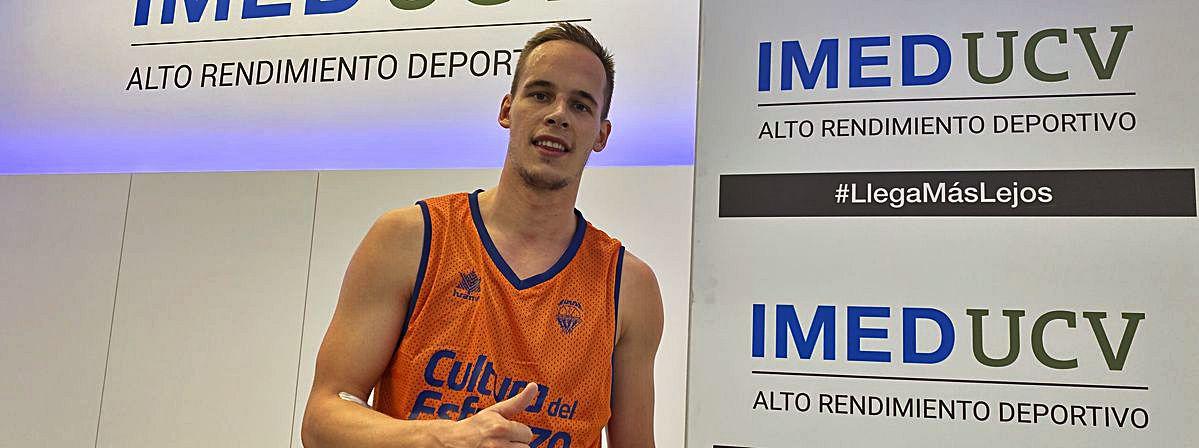Klemen Prepelic cuando paso la pertinente revisión médica. Fuente: Valencia BC.